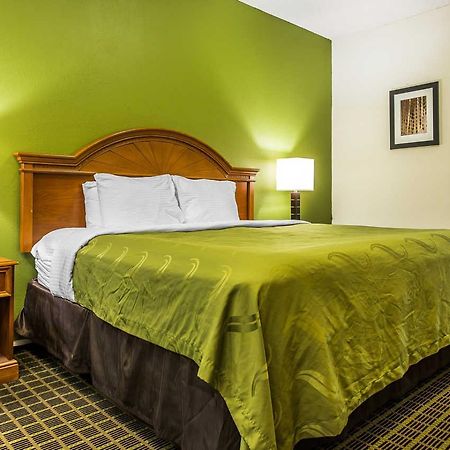 Quality Inn & Suites Orangeburg Extérieur photo