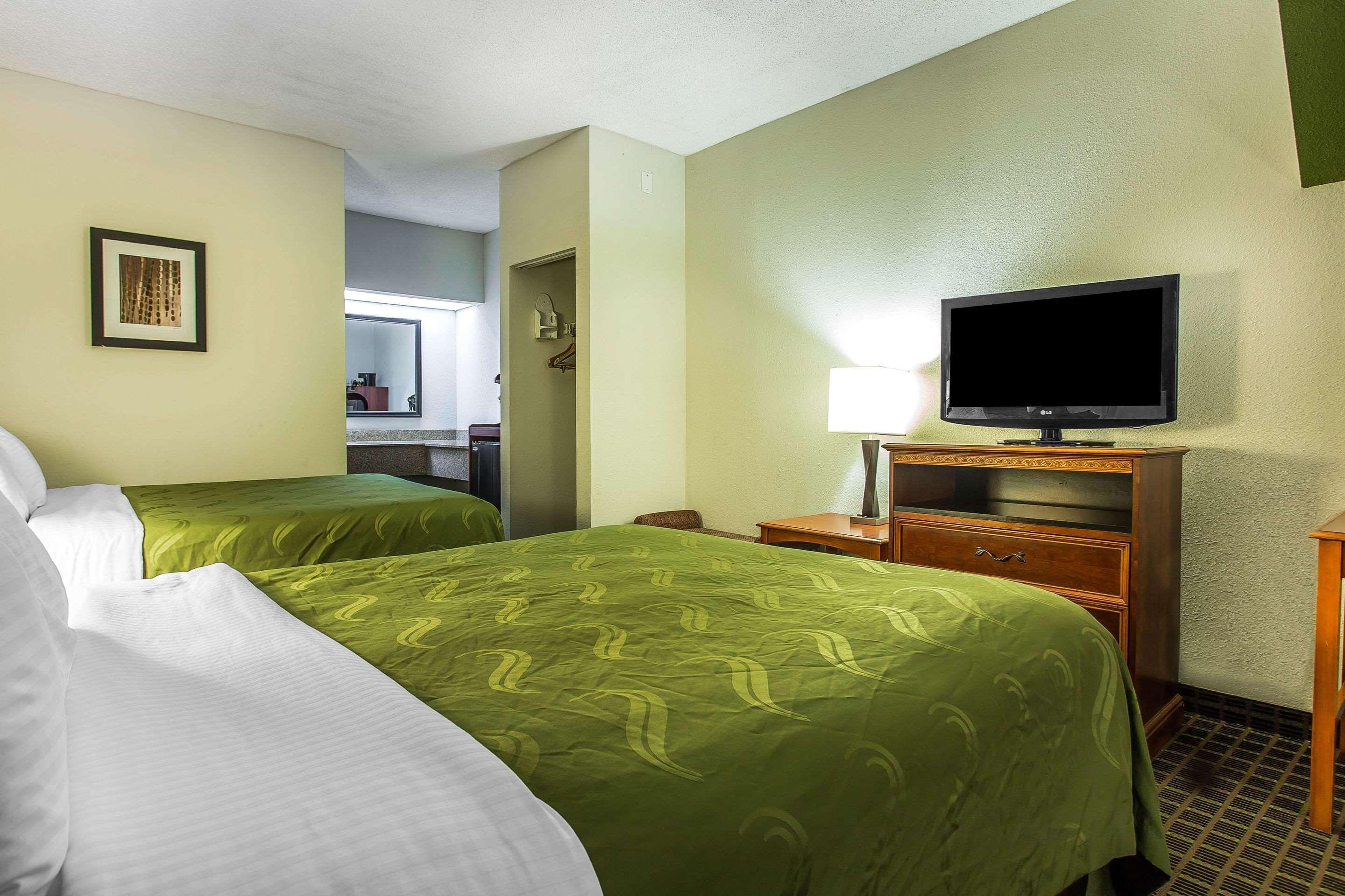 Quality Inn & Suites Orangeburg Extérieur photo