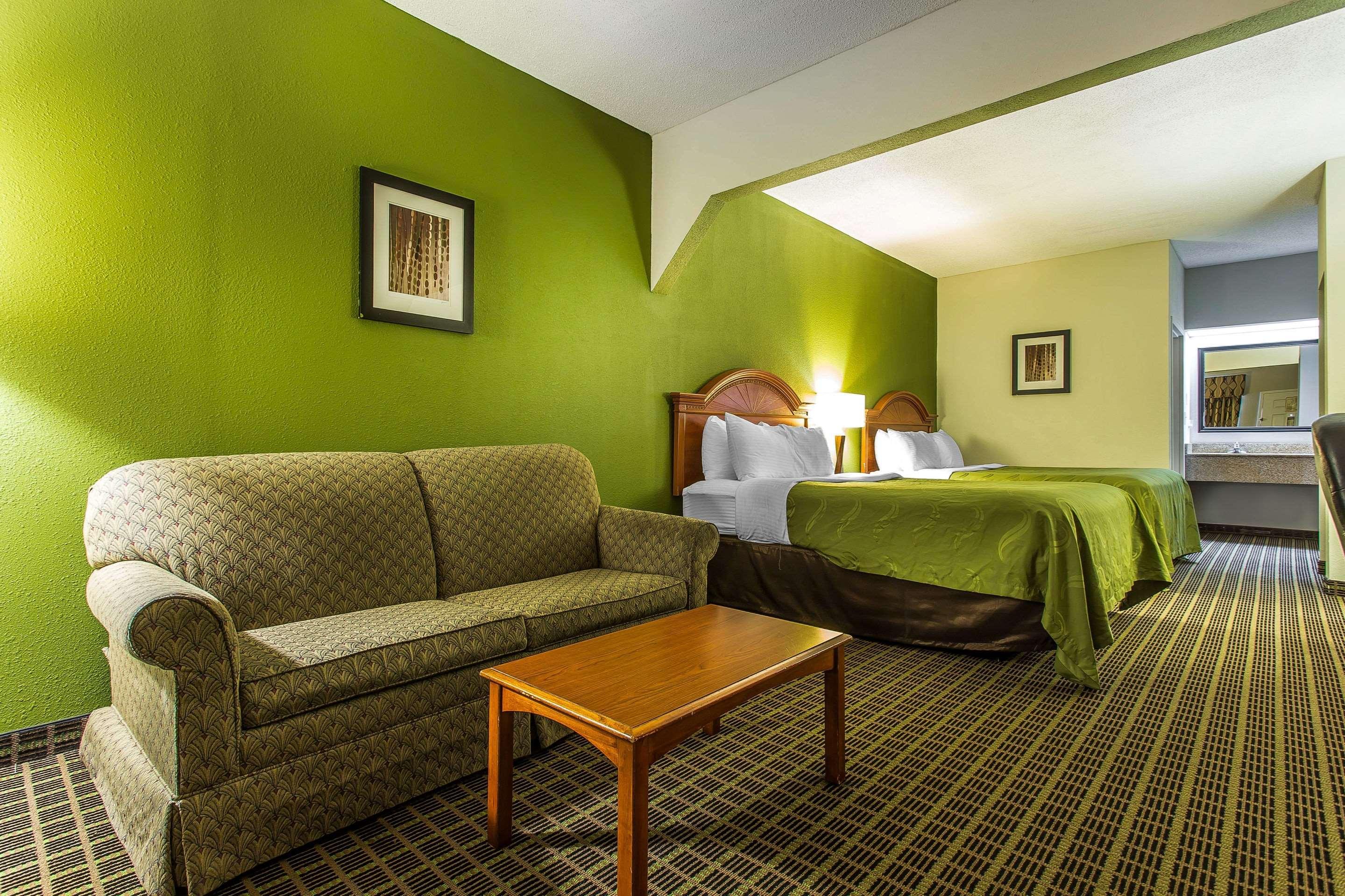 Quality Inn & Suites Orangeburg Extérieur photo