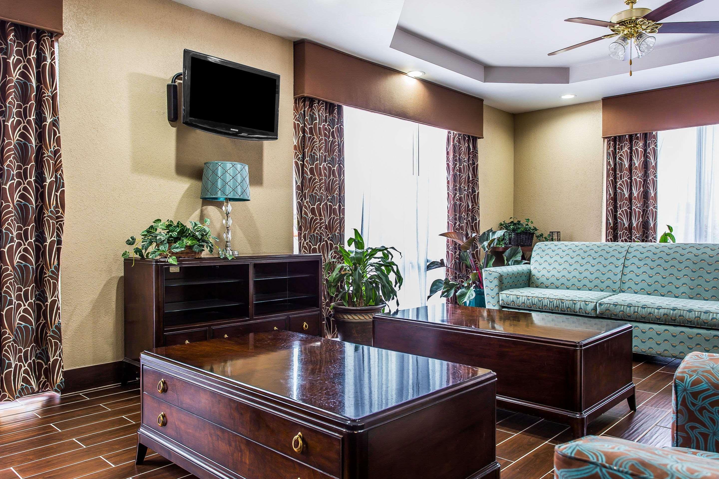 Quality Inn & Suites Orangeburg Extérieur photo