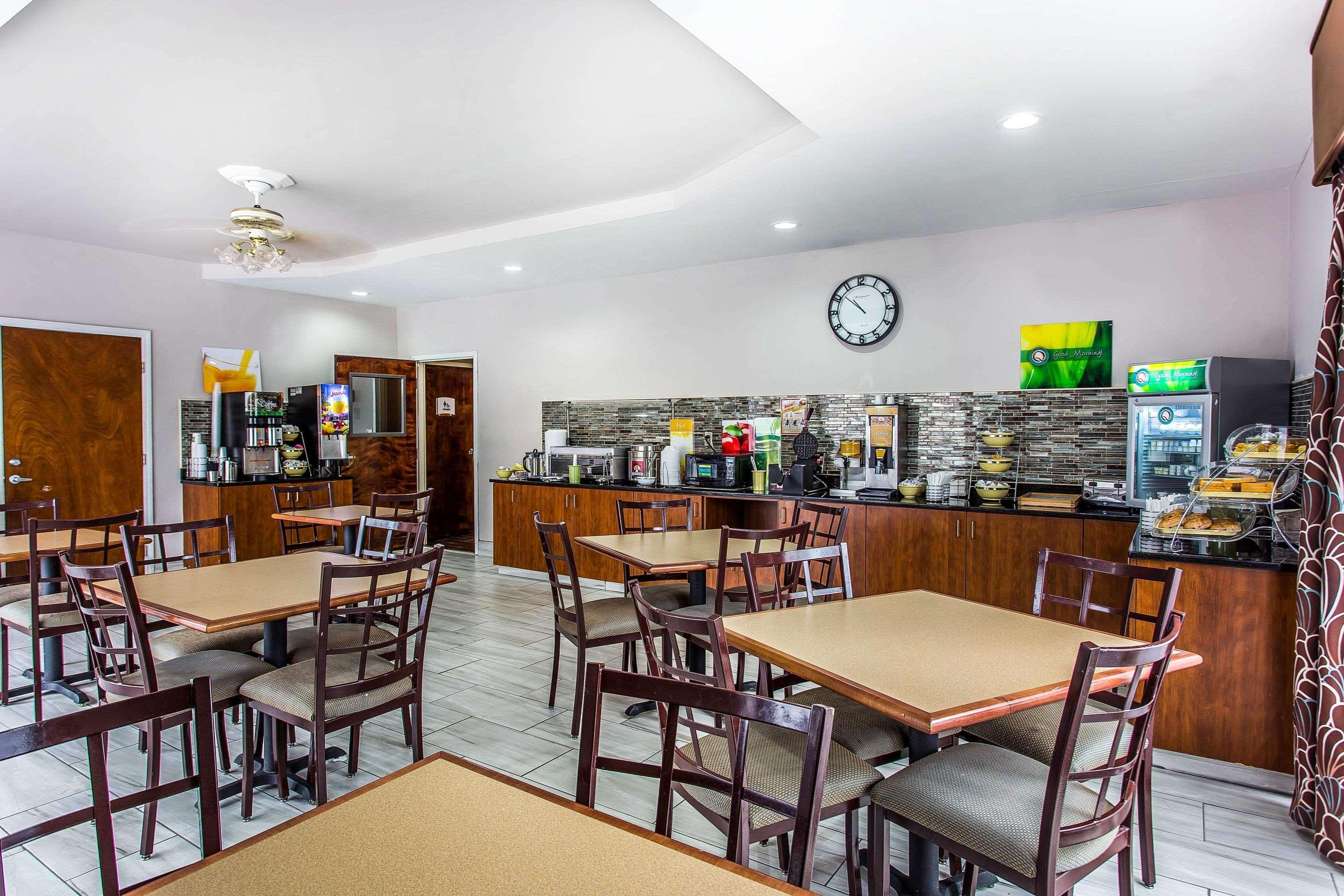 Quality Inn & Suites Orangeburg Extérieur photo