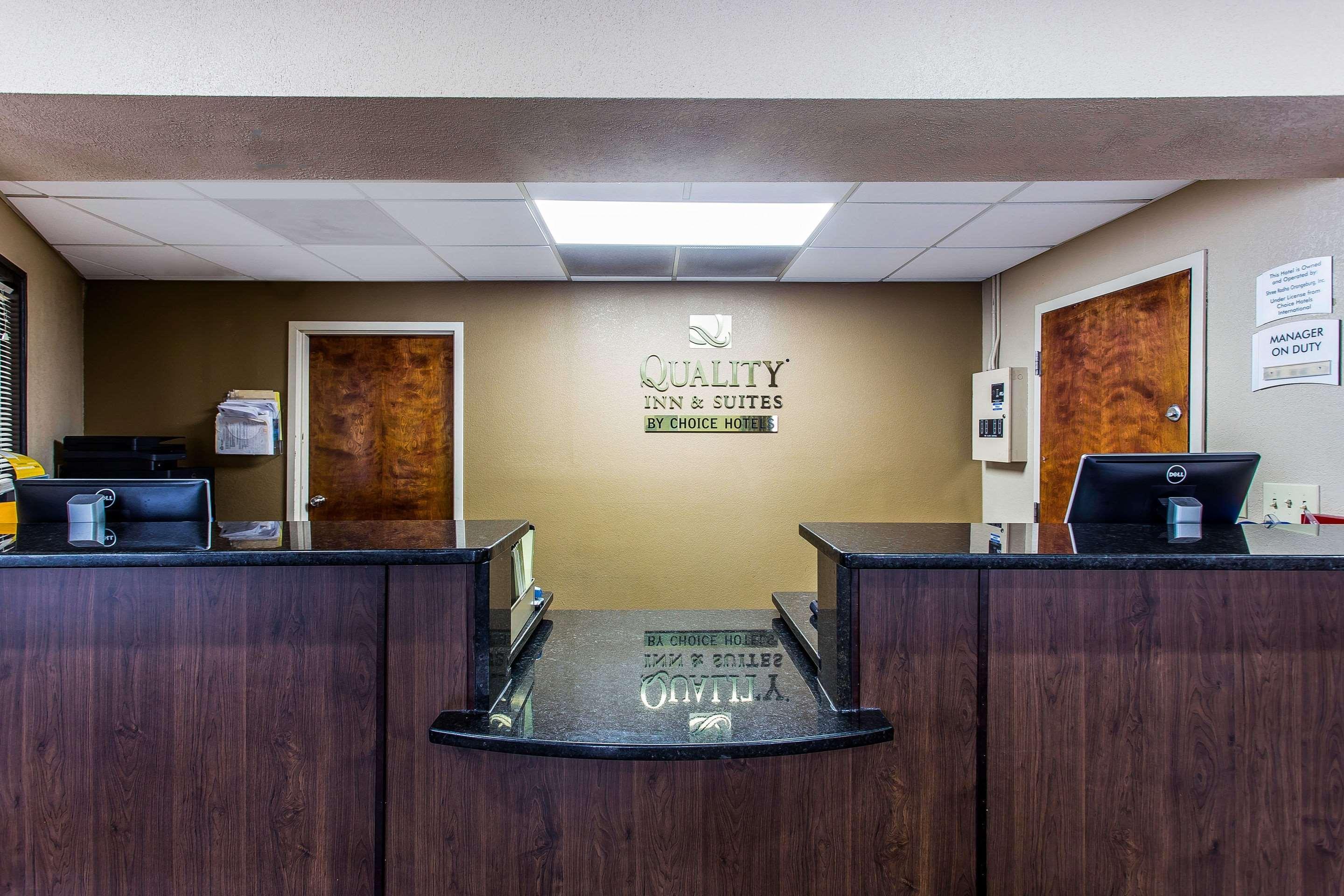 Quality Inn & Suites Orangeburg Extérieur photo