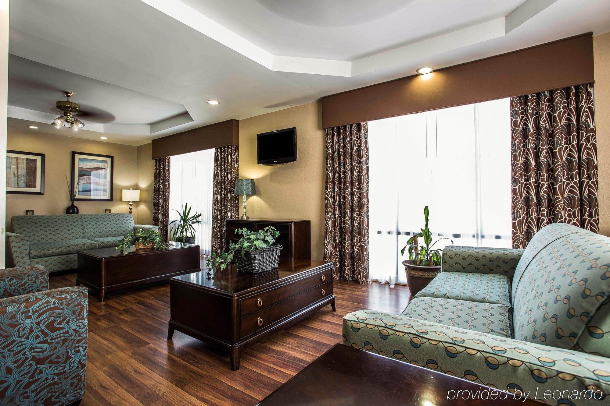 Quality Inn & Suites Orangeburg Extérieur photo
