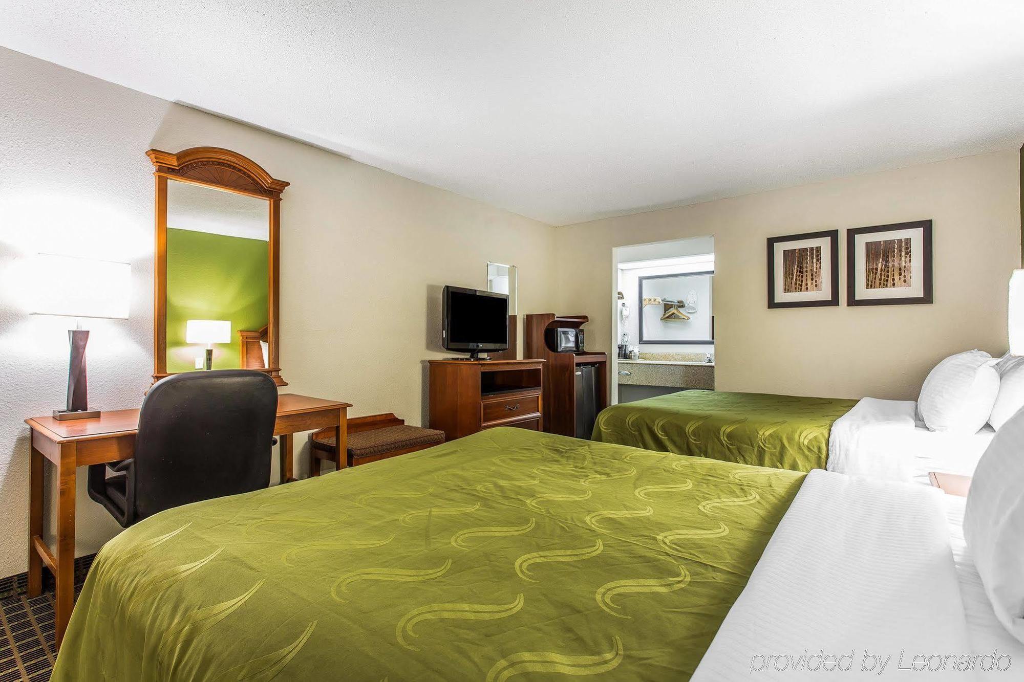 Quality Inn & Suites Orangeburg Extérieur photo